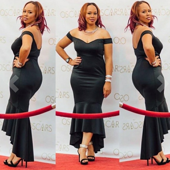 Black Mermaid Asymetrical Gown - Picture 6 of 7